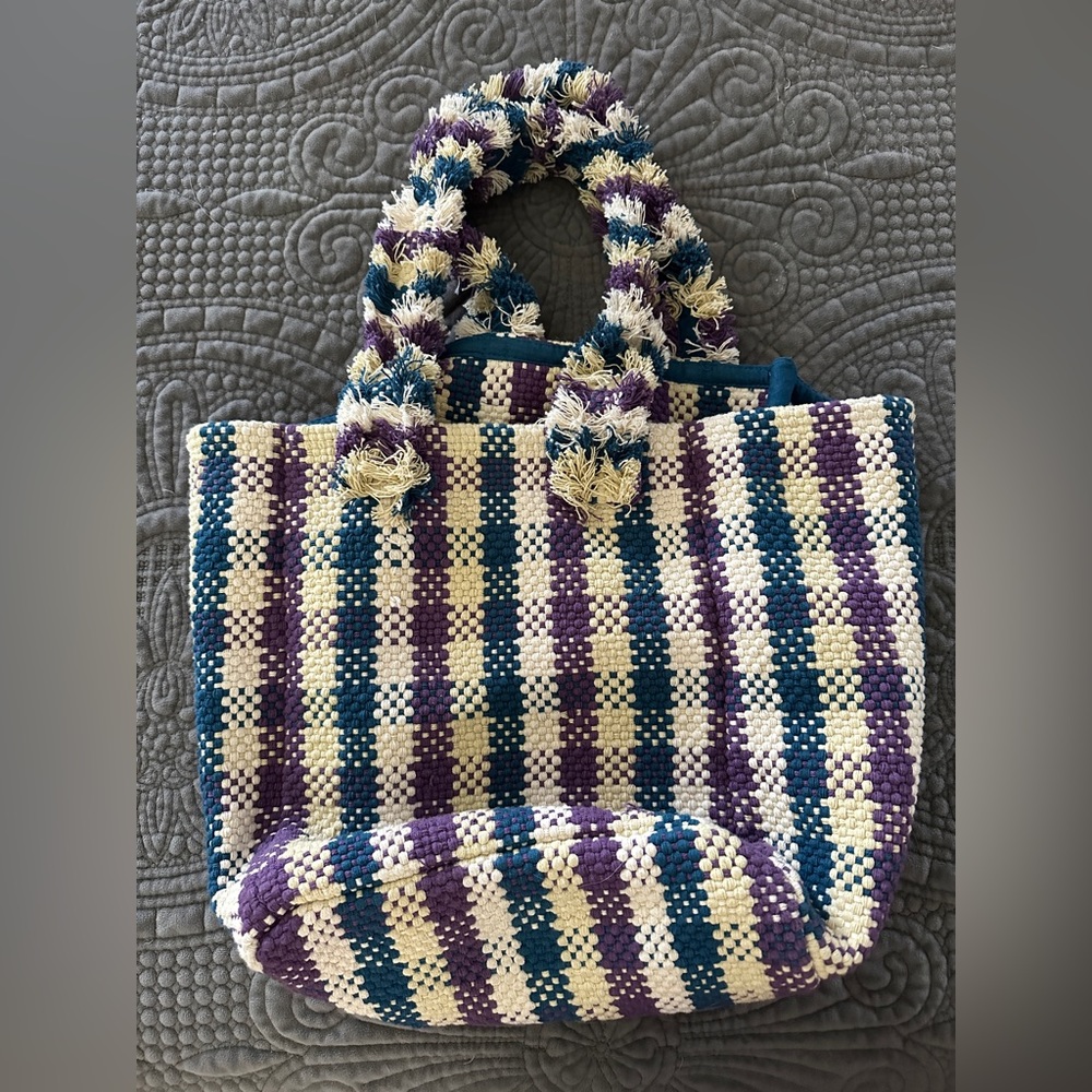 Tote bag